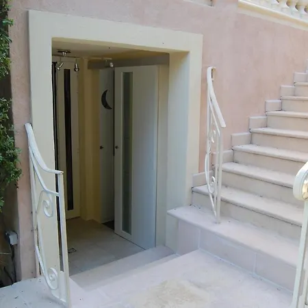 9 Hamman Sauna Piscine Chauffee Poss *