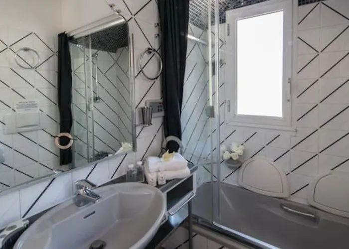9 Hamman Sauna Piscine Chauffee Poss